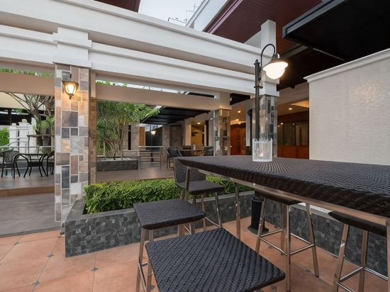 Hotel Interior/Public Areas
