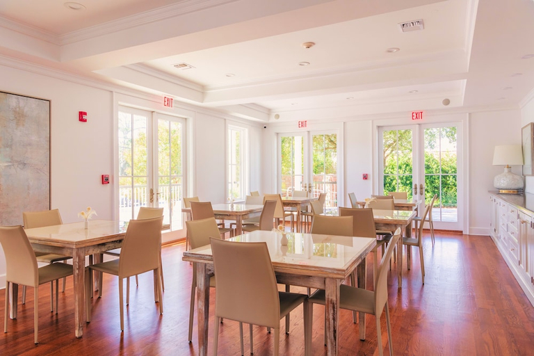Food & Drinks 5, Oyster Bay Boutique Hotel, Escambia