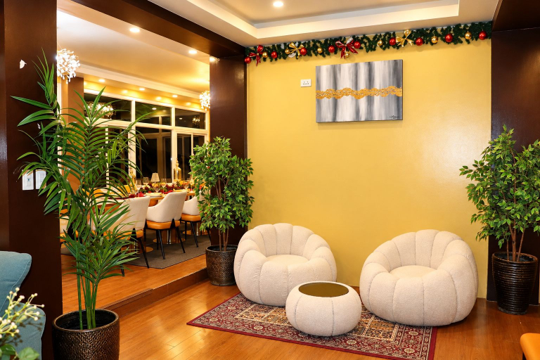 Living room 3, Room-beachfront Luxury, Resort Dome, Pri, Romblon