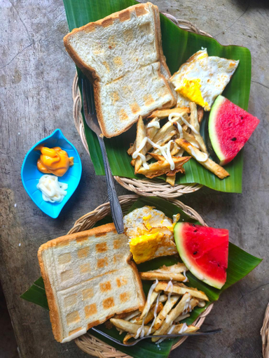Food & Drinks 5, Villa Kolbano, Timor Tengah Selatan