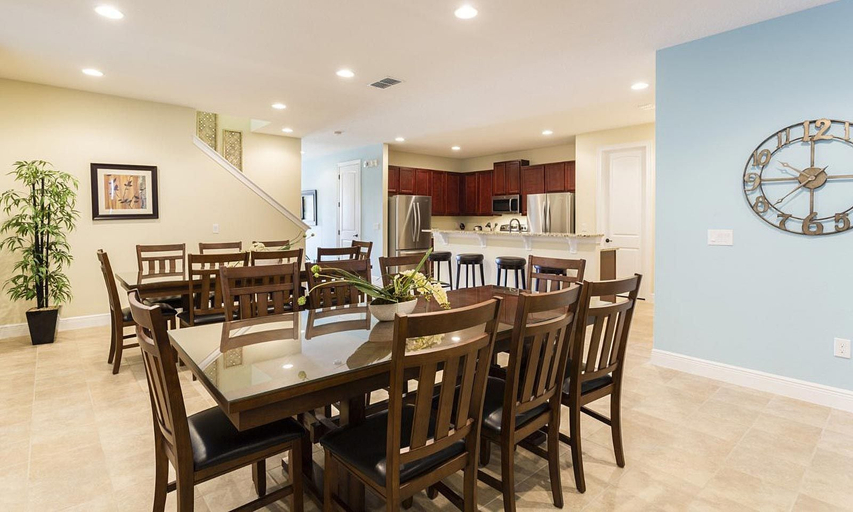 Room 4, 10br Unique Encore Villa Water Park & Pool, Osceola