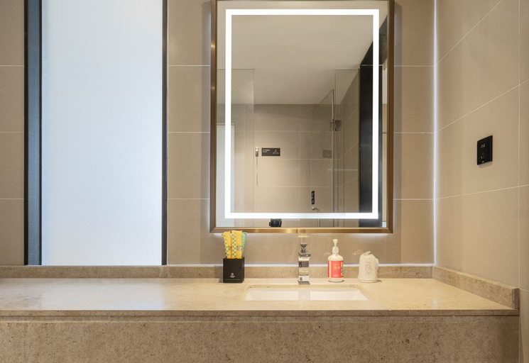 Bathroom 3, City Comfort Inn Jiangling People's Hospital, Jingzhou