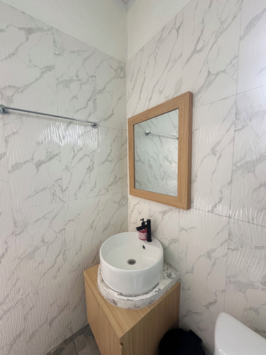 Bathroom 4, Monte Batur, Bangli
