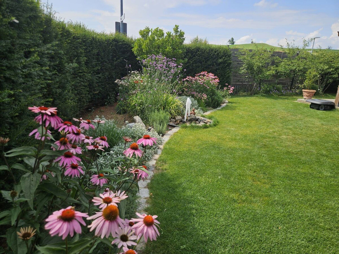 Property grounds 2, Holiday Apartment With 2 Bedrooms, Oberallgäu