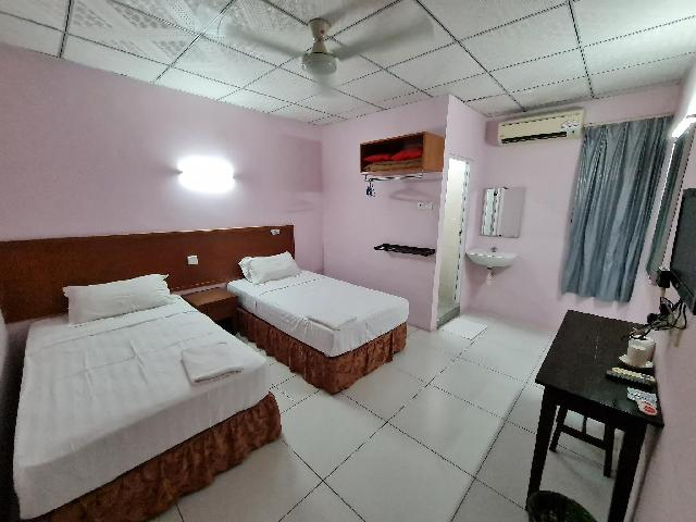 Bedroom 4, Aristo Hotel 81, Kota Kinabalu