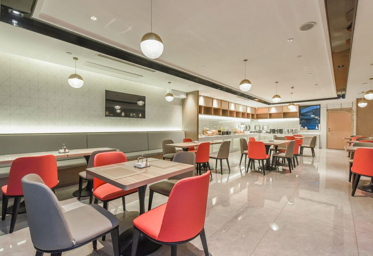 Food & Drinks 4, Borrman Hotel Pengshui Binjiang Road, Chongqing