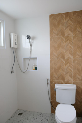 Bathroom, The Loom Rangsit, Thanyaburi