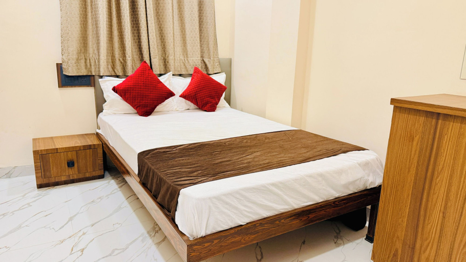 Room 3, Hotel Gurukripa Palace, West Nimar