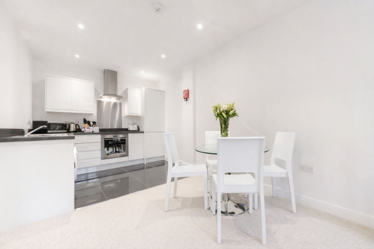 Others 5, Roomspace Apartments -Nouvelle House, London