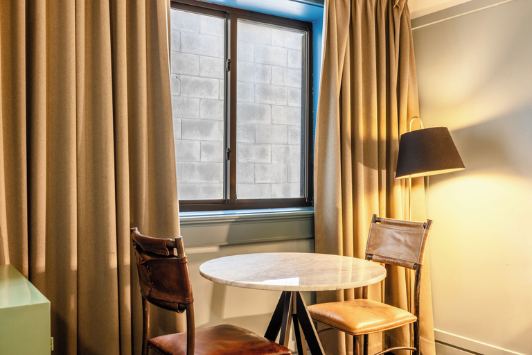 Others 5, The Chicago Hotel Collection - Wrigleyville, Cook