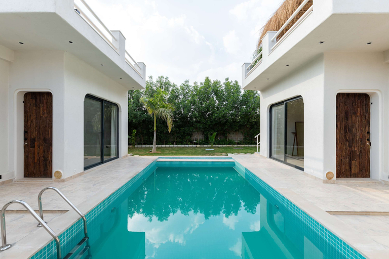 Room 3, La Vida Retreat - Luxury 4 Bed Villa in Jaipur, Jaipur