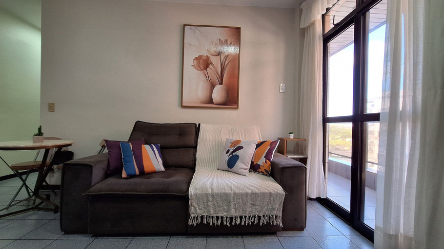 Living area 4, AP na Praia do Forte a 50m | Conforto e Localização, Cabo Frio