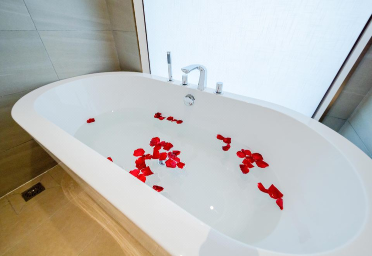 Bathroom 3, Lavande Hotel Dongguan Shipai, Dongguan