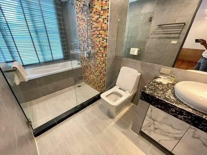 Bathroom 3, ViVi Avenue Thonglor, Wattana