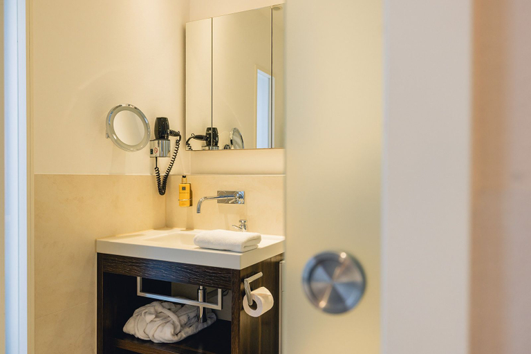 Bathroom 5, Hotel Eberhards am Wasser, Ludwigsburg