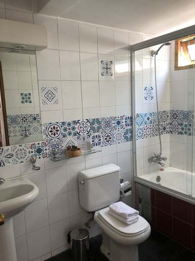 Bathroom 4, Hotel Casa Arrayan, Santiago