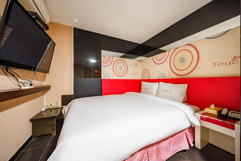 Bedroom 2, Shinchon Touch, Seodaemun