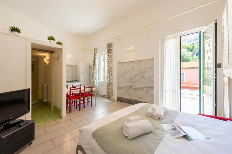 Primary image, Apartment Vernazzola In Genova, Genova