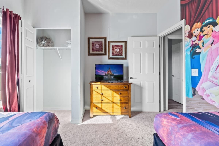 Room 5, 4BR Resort Townhome 15 Min From Disney, Osceola
