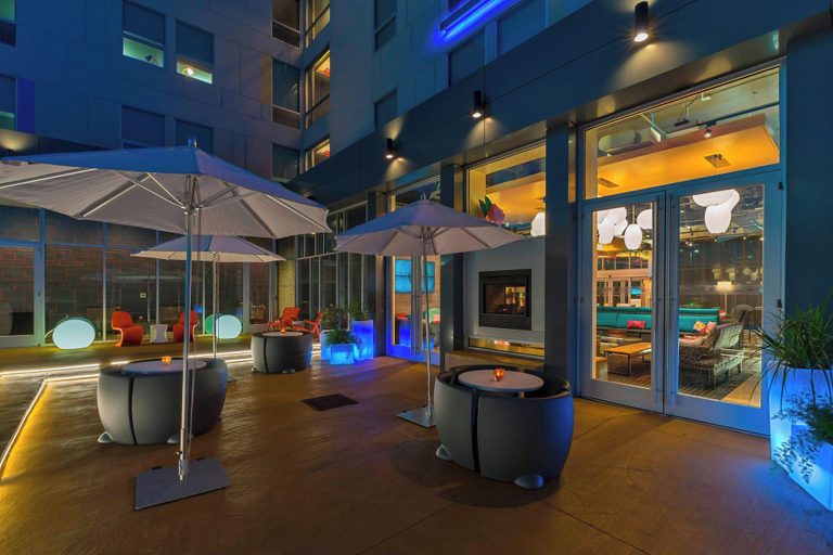 Food & Drinks 5, Aloft by Marriott College Station, Brazos
