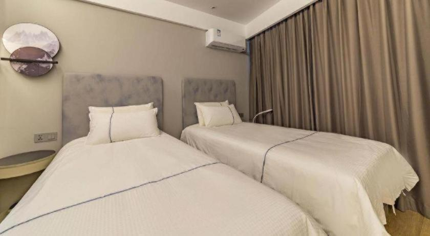 Bedroom 3, Magnotel Shanghai Henglong Plaza, Shanghai
