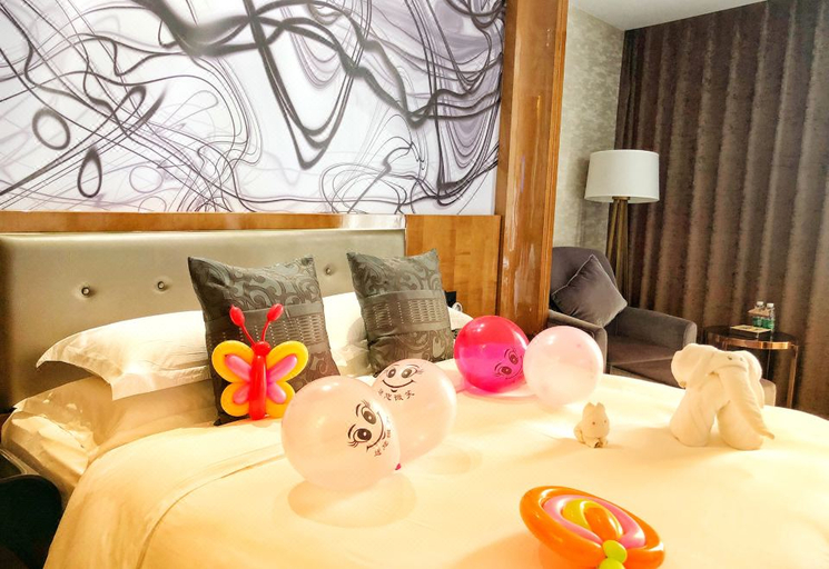 Bedroom 3, Jinyi International Hotel, Yingtan