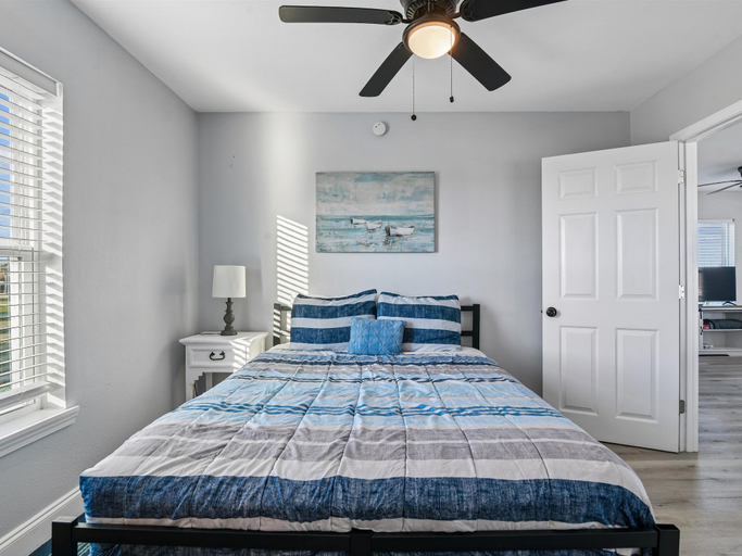 Bedroom 2, A-b-sea Cottage, Galveston