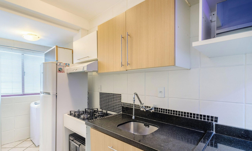 Private kitchen 3, Apt w/ BBC in Beachfront Cond. Evb0411, Itapema