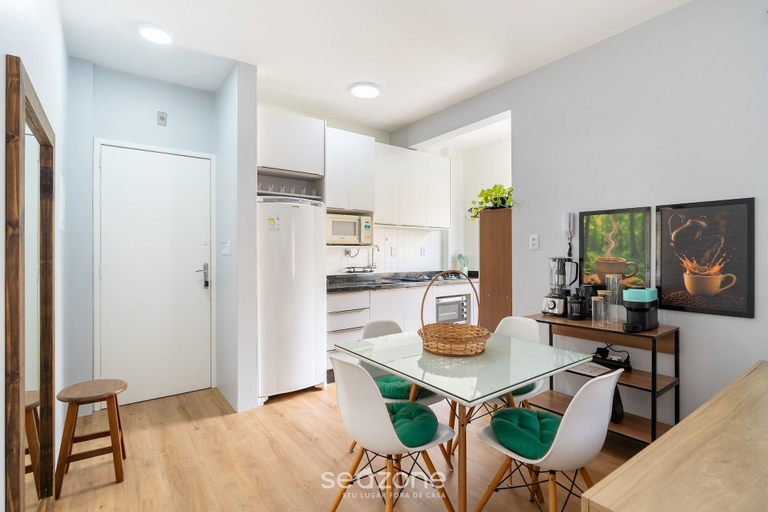 Dining, 1-br APT w/ Bbq, 800m From the Sea Dfc0101, Florianopolis