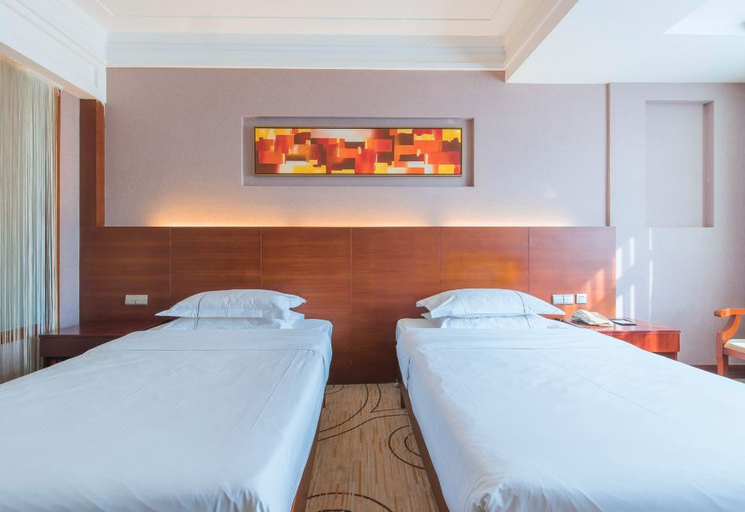 Bedroom 3, Golden Plaza International Hotel, Nanning