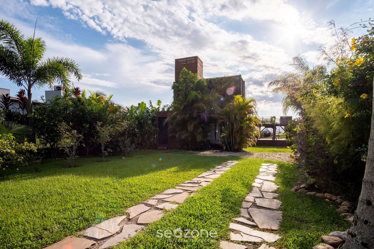 Property grounds 2, House w/ BBQ and Lake Access Mat0021, Garopaba