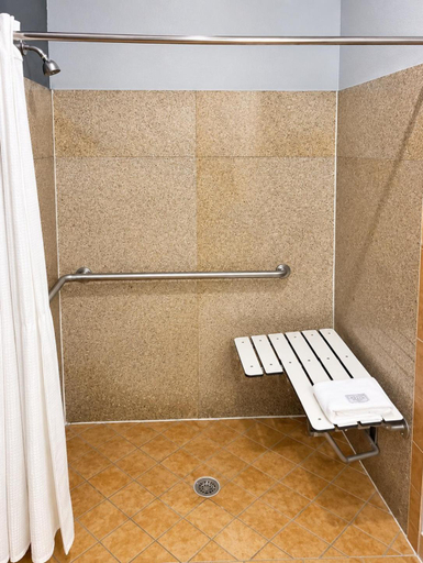 Bathroom 4, OYO Townhouse Clute Lake Jackson, Brazoria
