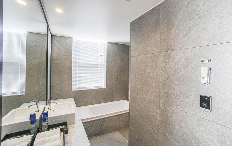 Bathroom 5, Wol Hotel (Cheonan Cheongsu Branch), Cheonan
