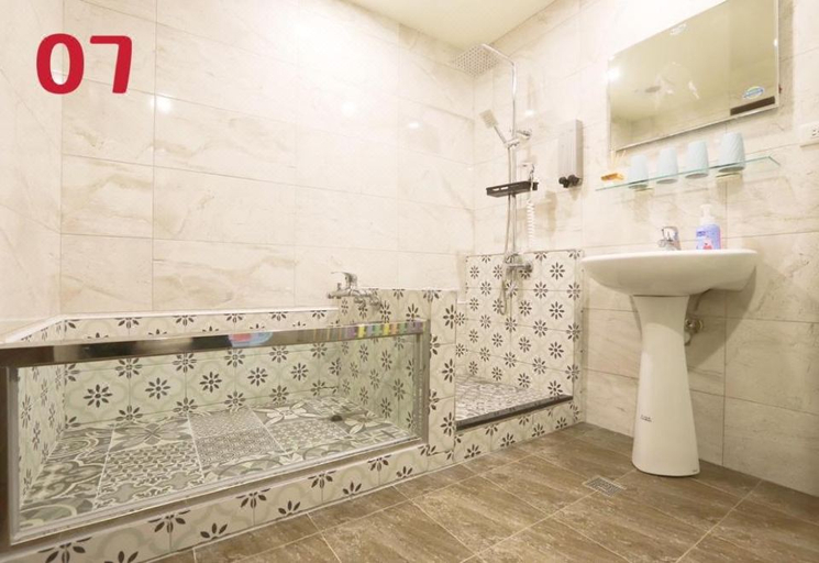 Bathroom 4, Kids Fun Hotel, Yilan