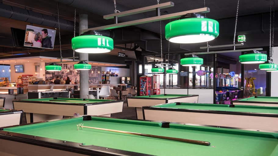 Food & Drinks 4, The Bowling Hotel, Nyon