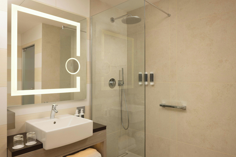Bathroom 5, Courtyard by Marriott Downtown Sibiu, Sibiu