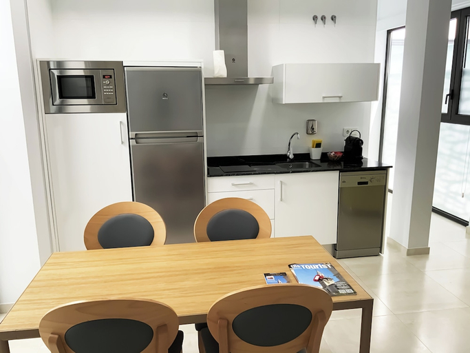 Private kitchen:1000px 4, Feelathome Rivero Apartments, Sevilla