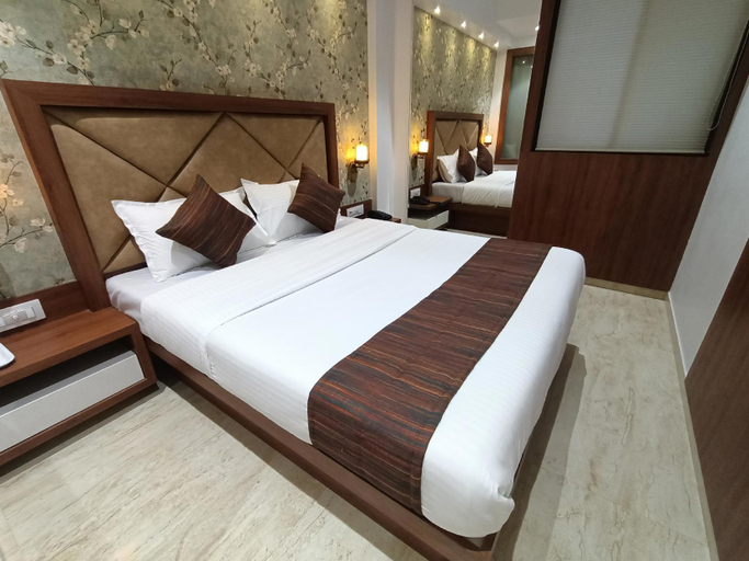 Bedroom 2, Hotel Saffron Inn Thane West, Thane