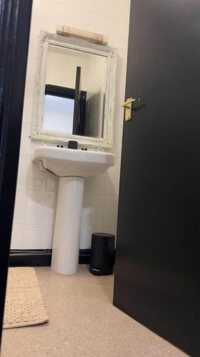 Bathroom 3, The Turf Hotel, North Yorkshire