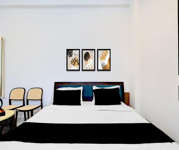 Room 5, Deluxe Nandi Palace, Sikar