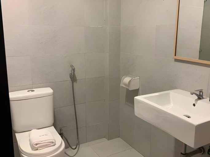 Bathroom 4, The Daily Hotel, Kota Kinabalu