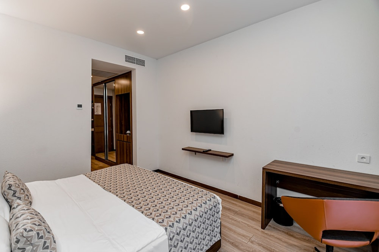 Bedroom 4, Kutaisi Inn, Kutaisi