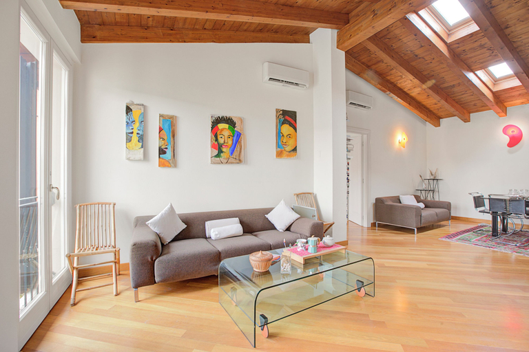 Living area 3, Morgante Salo-lake View & Parking, Brescia