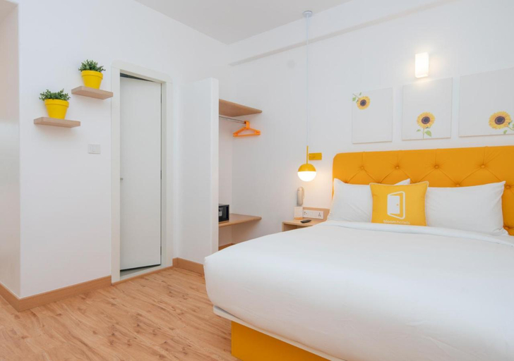 Bedroom 3, Bloom Hotel - Brookefield, Bangalore