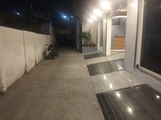 Terrace/patio, Hotel Ambika Imperio, Krishna