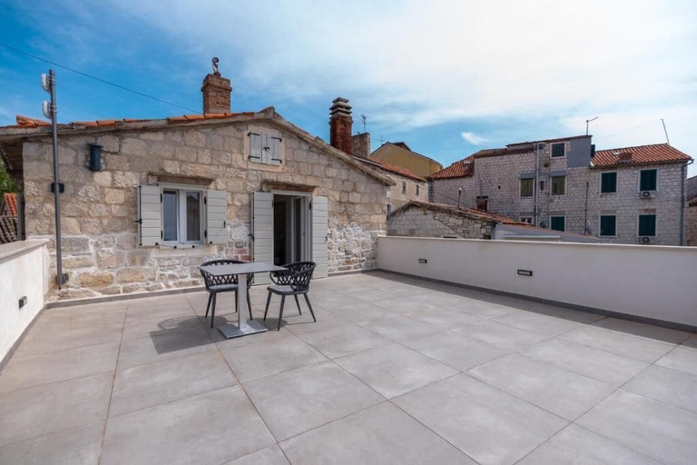 Outdoor dining 5, DaVue heritage luxury rooms Split, Split