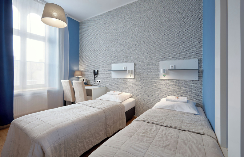 Bedroom 3, Hotel Traffic Wrocław Stare Miasto, Środa Śląska