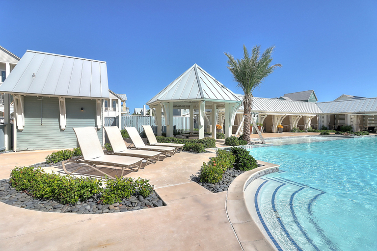 Outdoor pool 2, Palmilla Beach Resort-186 Sunrise Avenue, Nueces