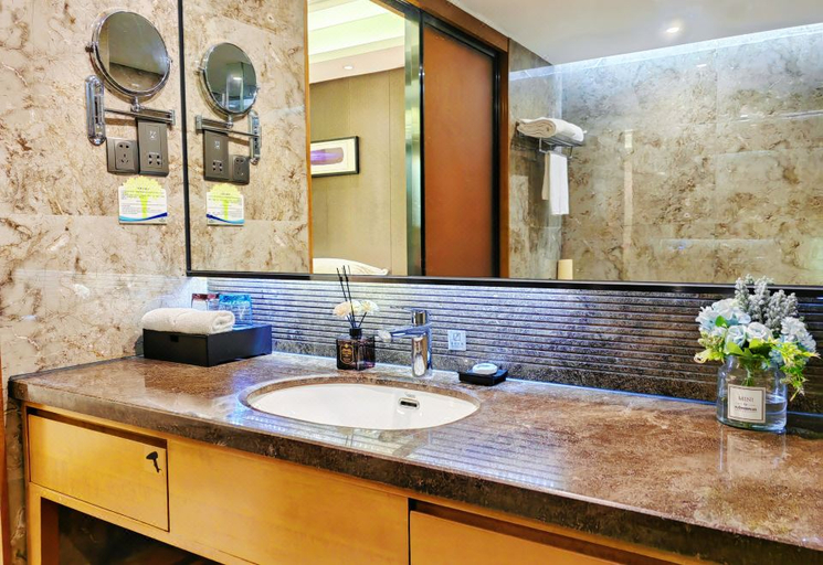 Bathroom 5, Wanyue Grand Skylight Hotel Shenzhen, Shenzhen
