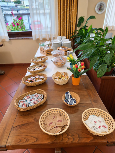 Food & Drinks 5, Comtes de Challant, Aosta